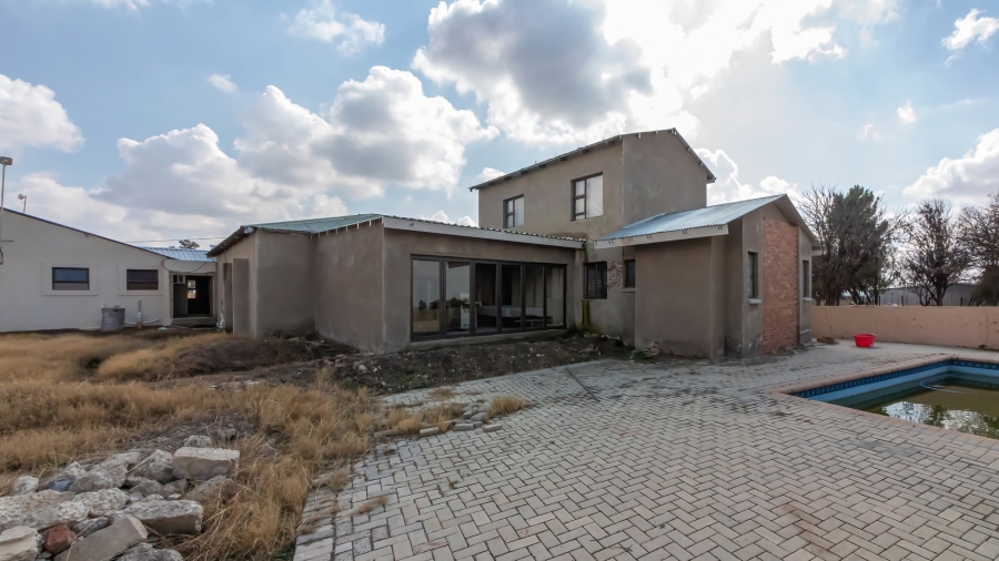 3 Bedroom Property for Sale in Kroonstad Rural Free State